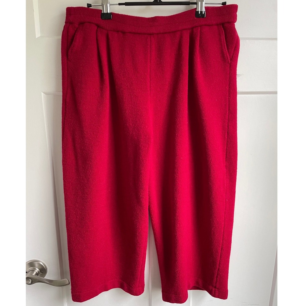 St. John Collection Vintage Red Santana Knit Balloon Barrel Capri Pants